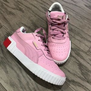 Final sale Puma  girls leather sneakers
